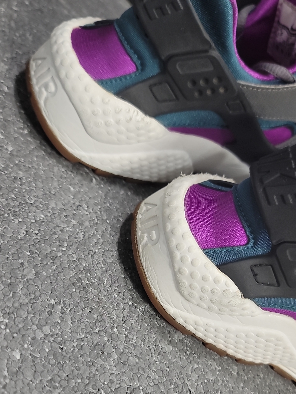 ๐ฅ Nike Wmns Air Huarache Run ๐ฅ "Dark Teal" Wmns 7.5 Fast Shipping - Picture 14 of 15